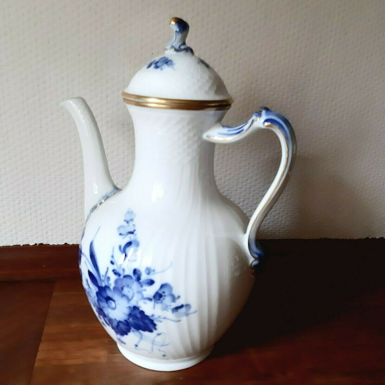 Coffee Pot BLUE FLOWER Curved w GOLD # 10-1794 Royal Copenhagen 1959 Fact 1