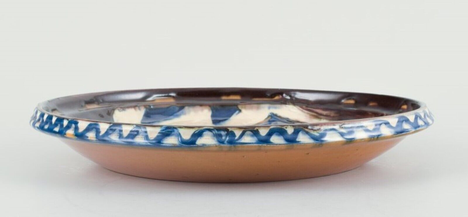 Kähler ceramic dish in cow horn technique Abstract motif 1930s