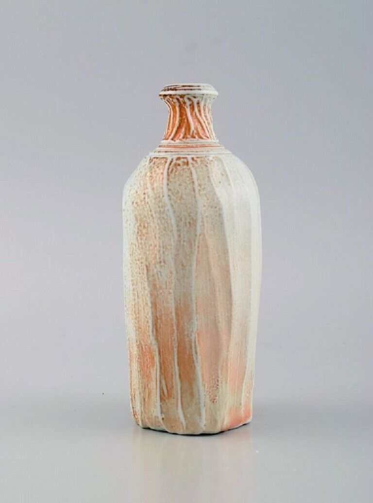 Danish studio ceramicist Unique vase in glazed stoneware Late 20th C