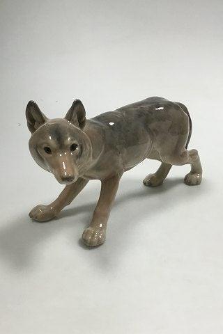 Bing  Grondahl Standing Wolf Figurine No 1917