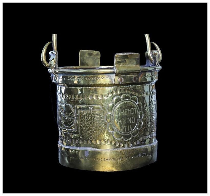 *SC*RARE EARLY EUROPEAN BRASS BUCKET W HANDLE DATED ANNO 1714!