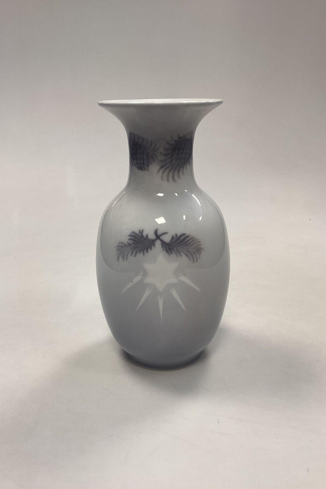 Royal Copenhagen Art Nouveau Vase No 186 - Jul 1925