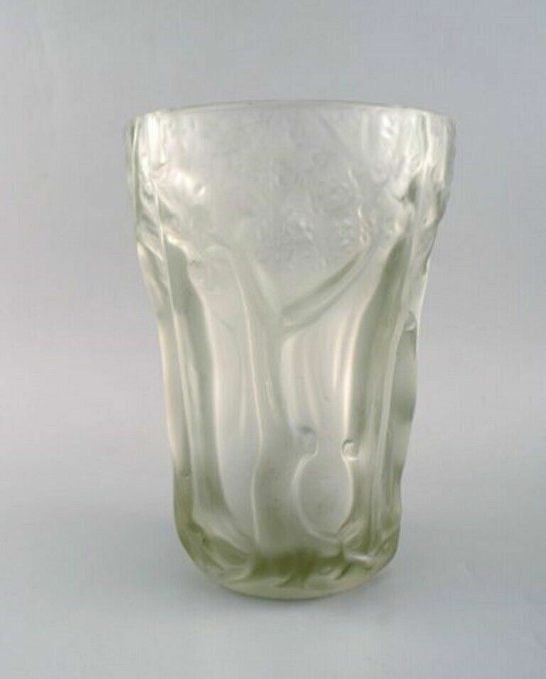 Josef Inwald Large Art Deco "Dans la forêt" vase in art glass 1930's