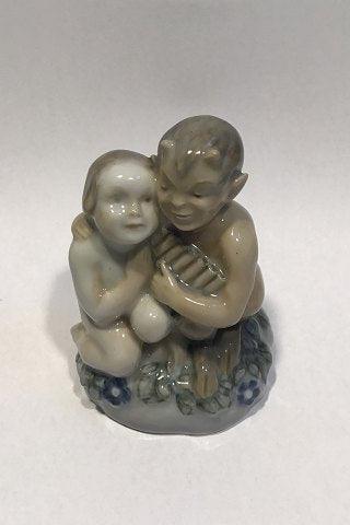 Royal Copenhagen 2298 Faun with small girl Figurine VWaldorff 1923 8 x 6 cm