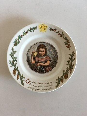 Royal Copenhagen Peter's Christmas Plate Motive no 3