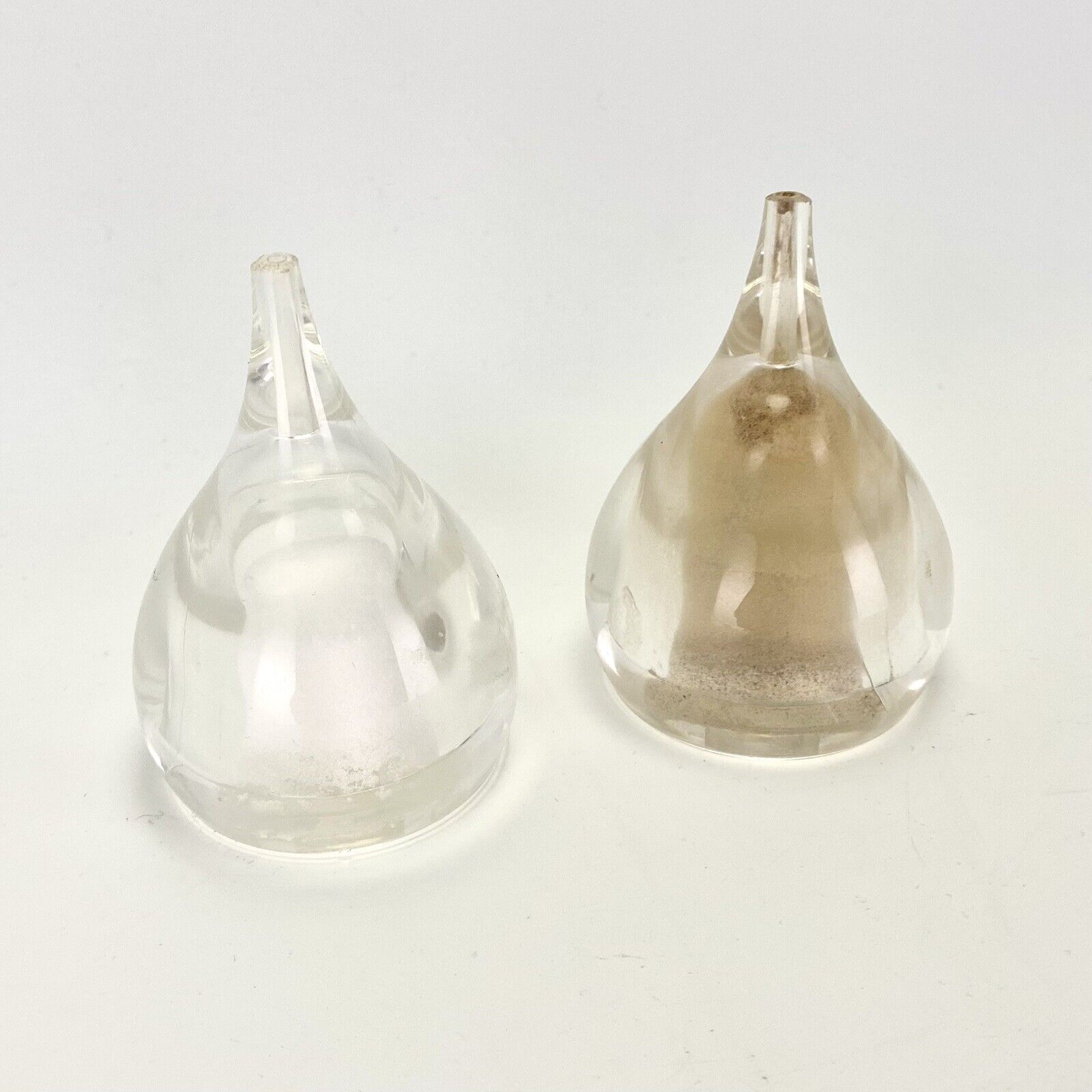 Vintage Guzzini Salt Pepper Shaker Clear Lucite Teardrop Luigi Massoni Design