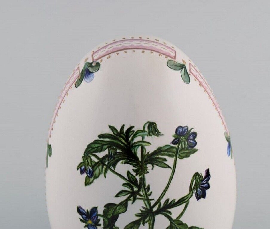 Porcelain egg Hand-painted flowers gold and pink decoration Flora Danica style