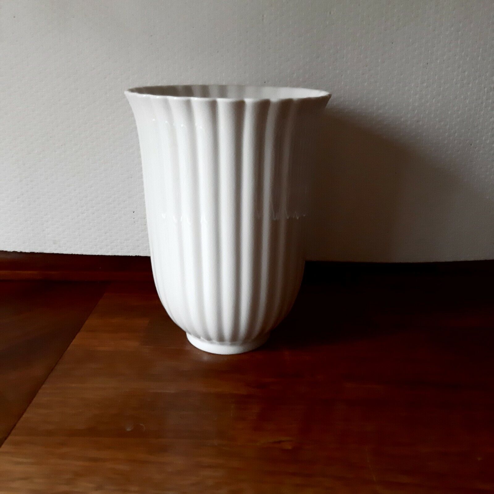 19 cm VASE # 3714 by Thorkild Olsen for Royal Copenhagen Denmark 1951 Fact 1