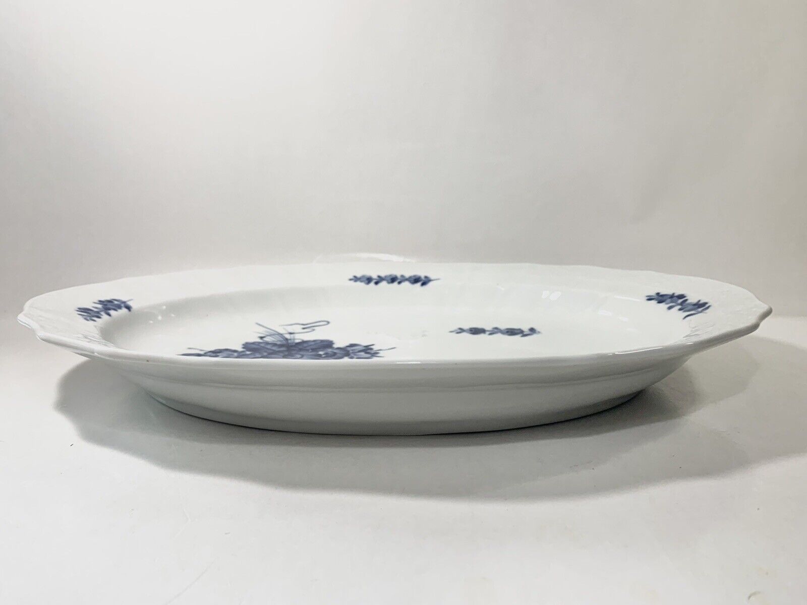 Royal Copenhagen Blue Flower 1556 Curved Serving Plate Platter Dish