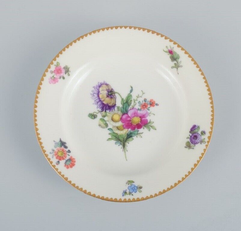 BG Bing  Grondahl Saxon flower 12 cake plates decorated with flowers