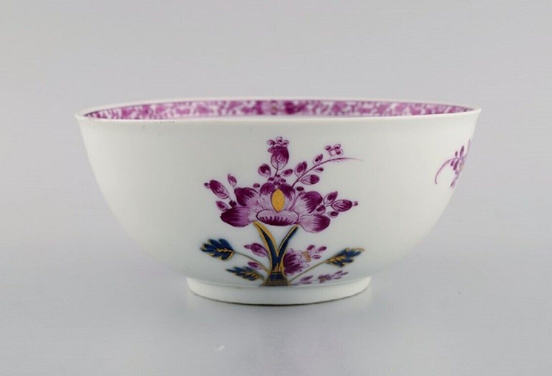 Antique Meissen large soup bowl in hand-painted porcelain