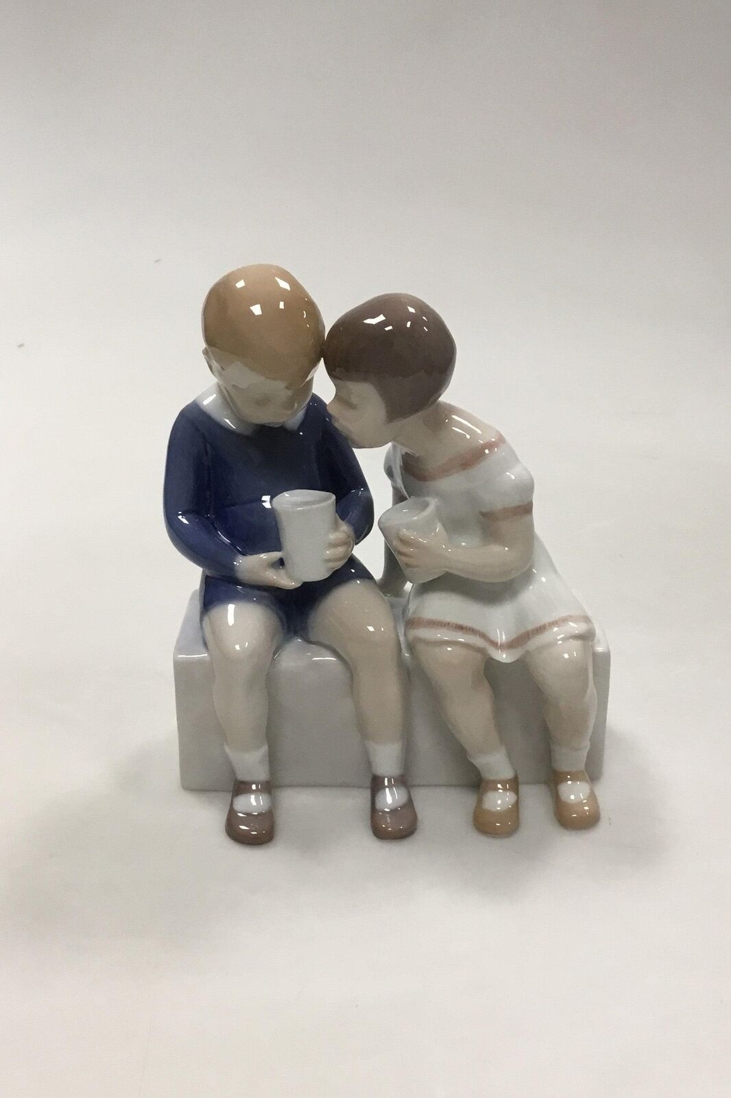 Bing and Grondahl Figurine 2 children on a bench (Disadvantaged) No 2175