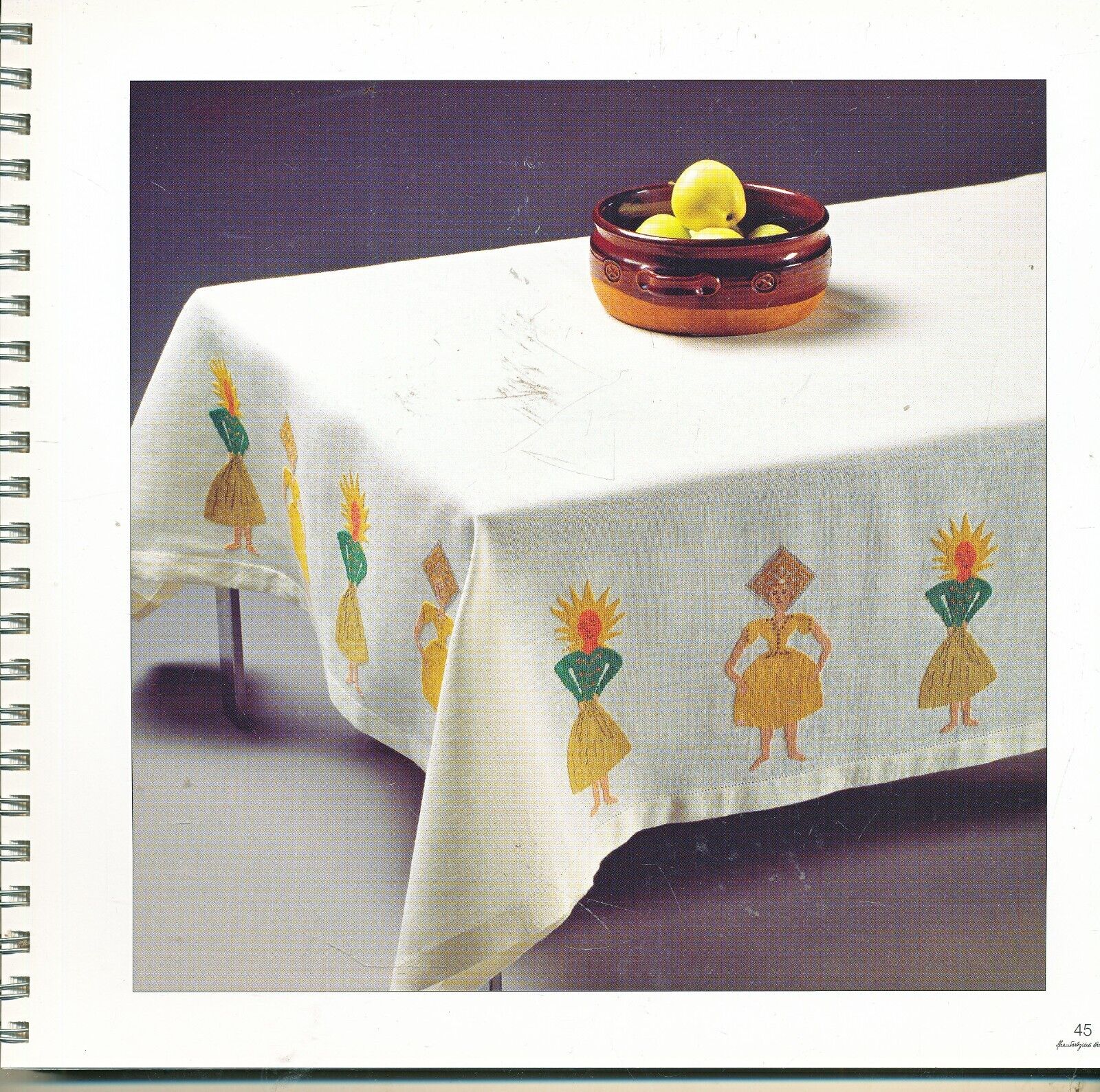 HAANDARBEJDETS FREMME CALENDAR FROM  2005 DESIGNED BY HANS CHRISTIAN ANDERSEN