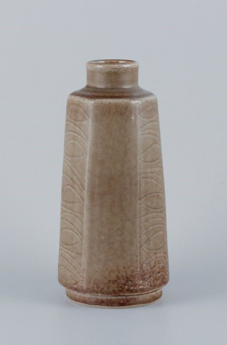 Carl Harry Stålhane for Rörstrand Modernist ceramic vase in sand-colored glaze