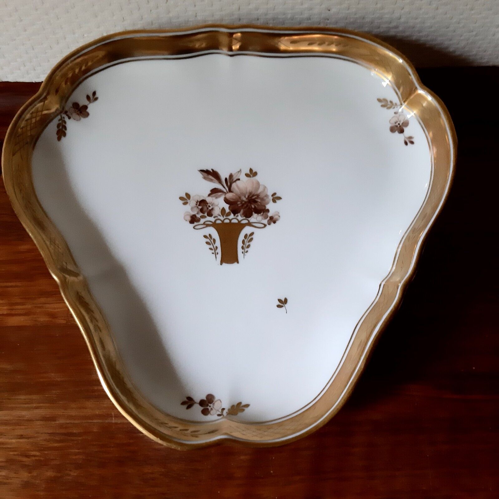 Triangular Cake Dish # 595-9045 GOLDEN BASKET Royal Copenhagen 1928-35 Fact 1