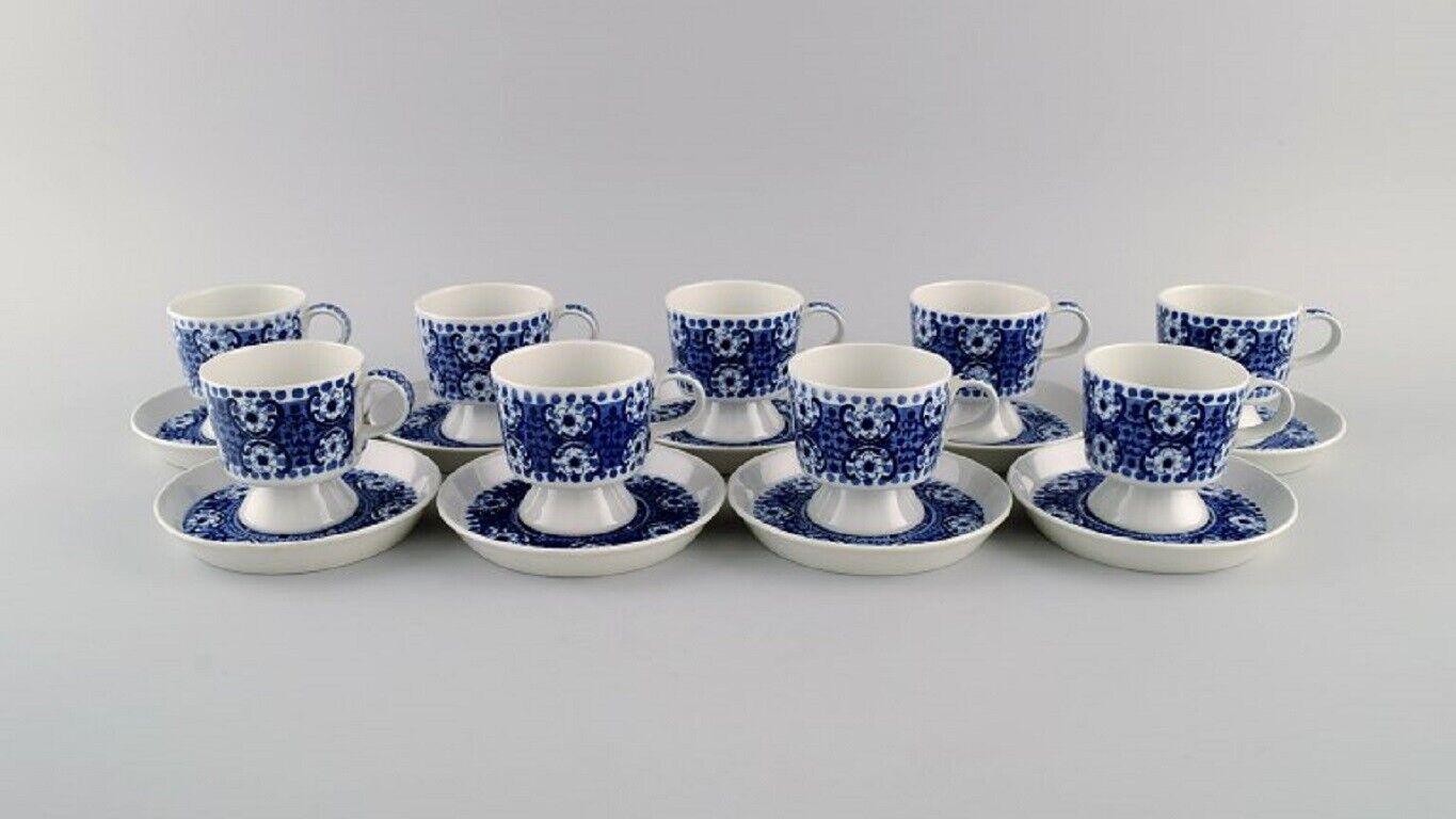 Raija Uosikkinen for Arabia 9 Ali porcelain coffee cups with saucers