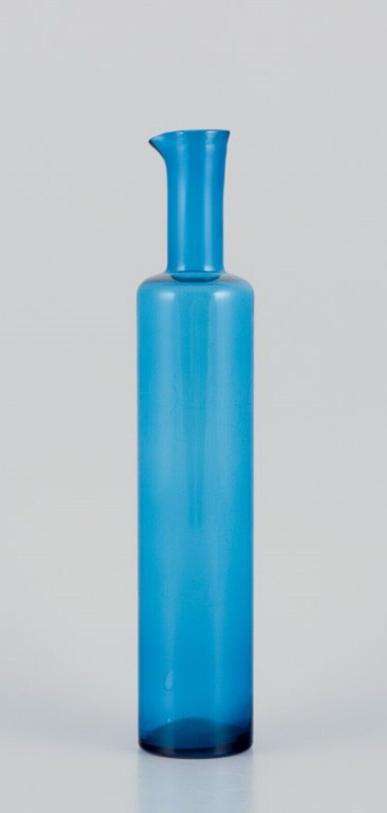 Nanny Still for Riihimäen Lasi Finland Bottle in petroleum blue art glass