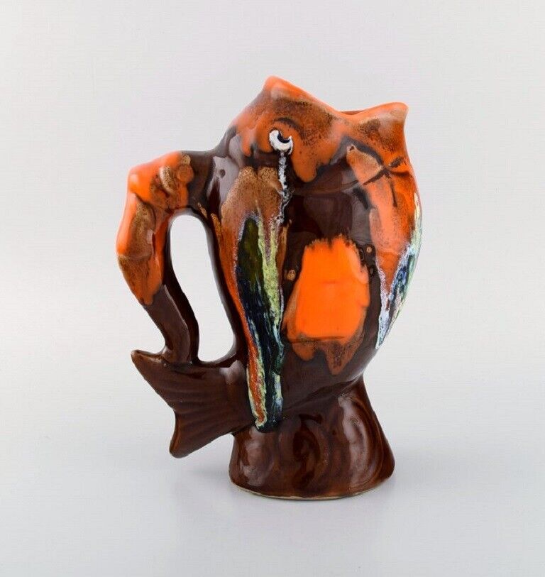 Belgian studio ceramicist Retro jug in glazed ceramisc shaped like a fish