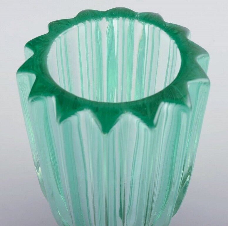 Pierre Gire (1901-1984) aka Pierre d'Avesn Art Deco vase in  green art glass