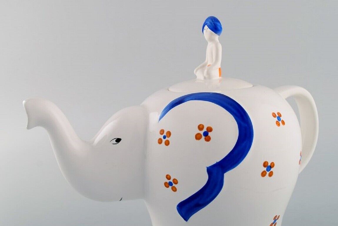 Very rare Lisa Larson "Elephant teapot" from her own workshop