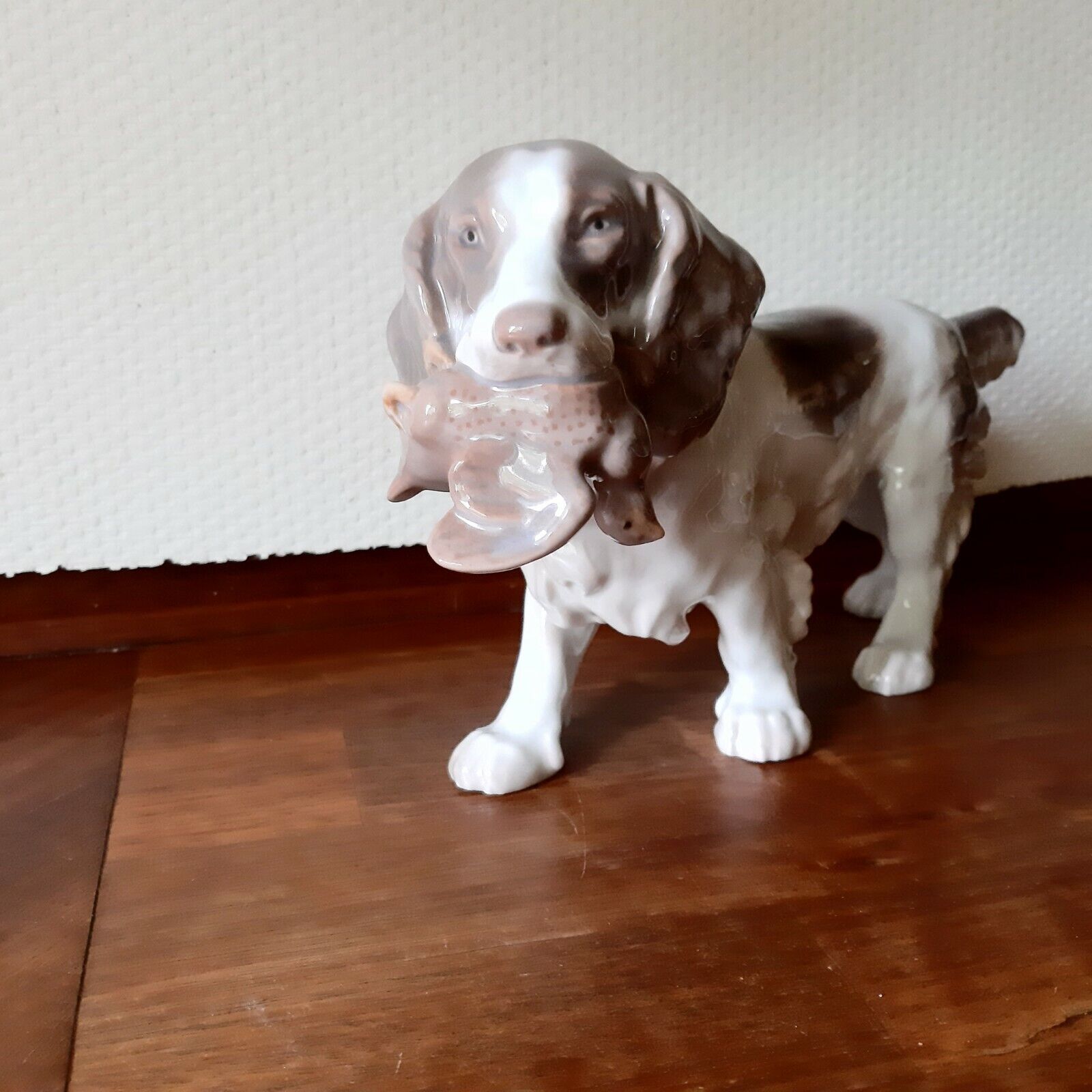 SPANIEL w Prey # 2061 Laurits Jensen Bing & Grondahl Royal Copenhagen Fact 1