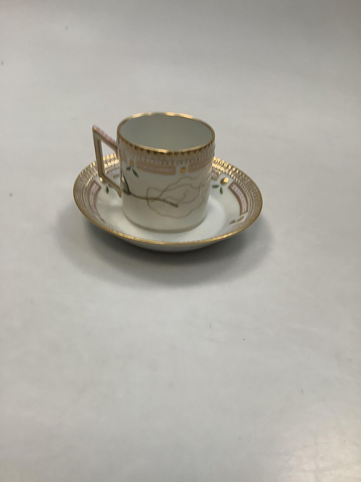 Royal Copenhagen Flora Danica Chocolate Cup No 20/3512