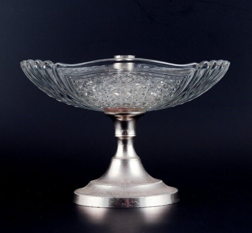 Val St Lambert Belgium Elegant two-part Art Deco centerpiece in art glass