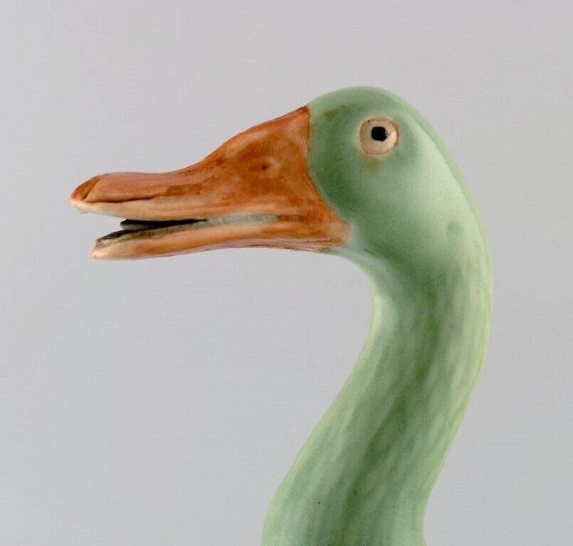 Austrian studio ceramicist Goose in glazed stoneware 1930s / 40s