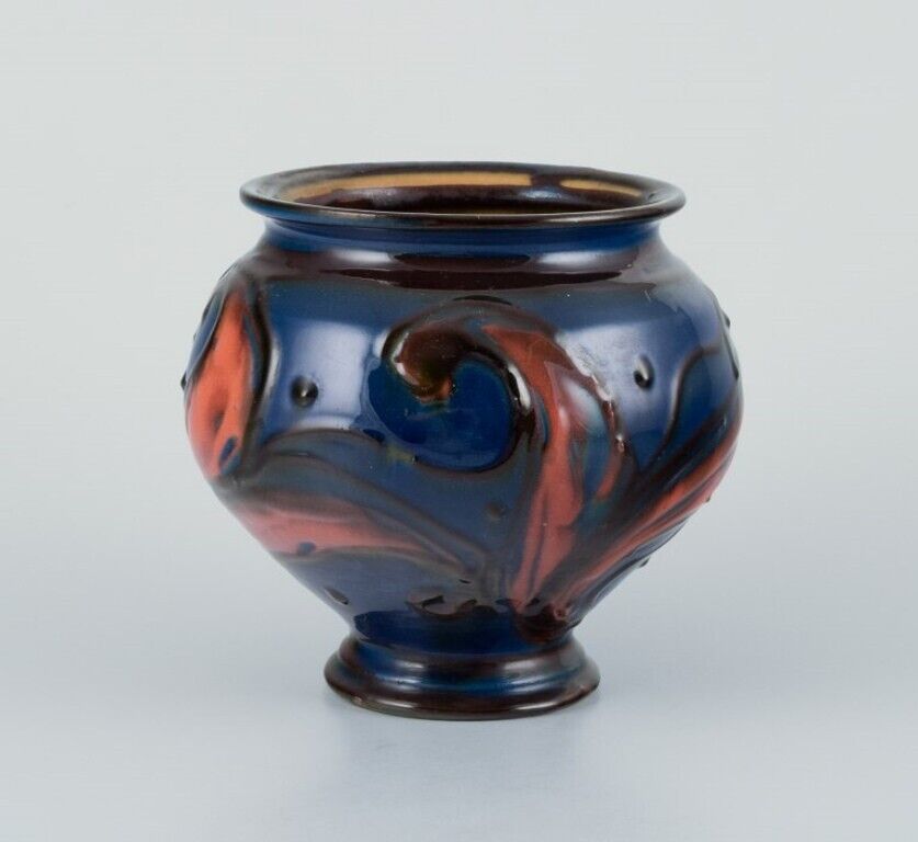 Kähler ceramic vase in horn technique Glaze in blue and orange tones