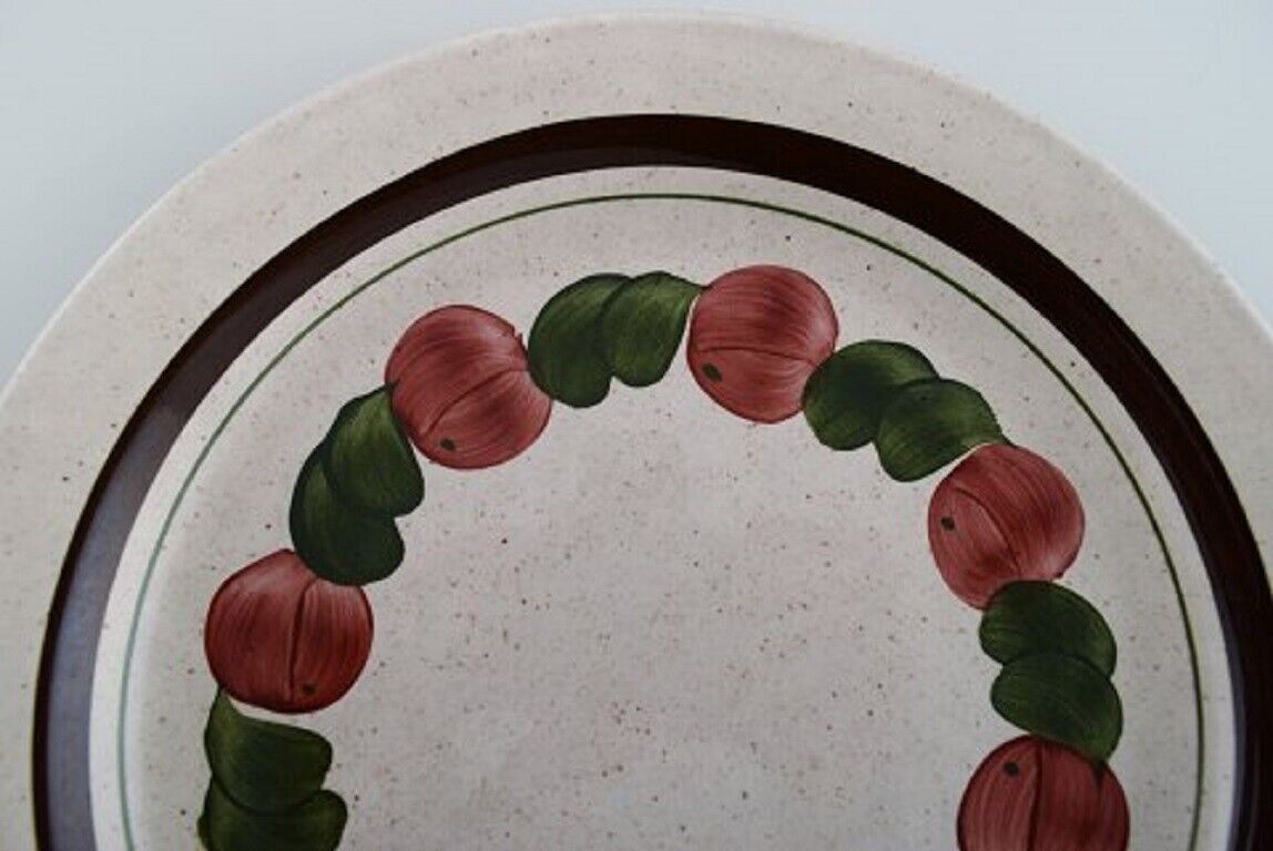 Jackie Lynd for Rörstrand 12 Birgitta dinner plates in hand-painted stoneware