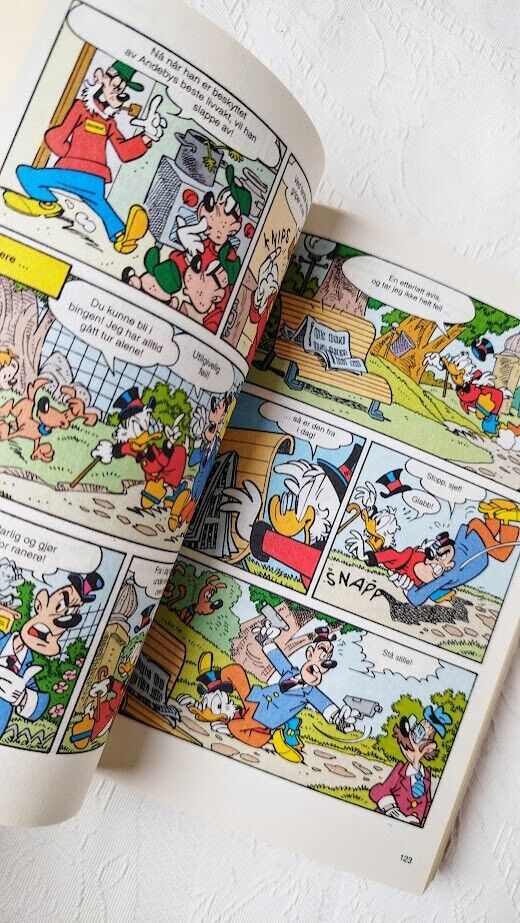 NORWEGIAN 2014 Walt Disney Donald Duck - Fotballhelten Full Pocket Comic Book