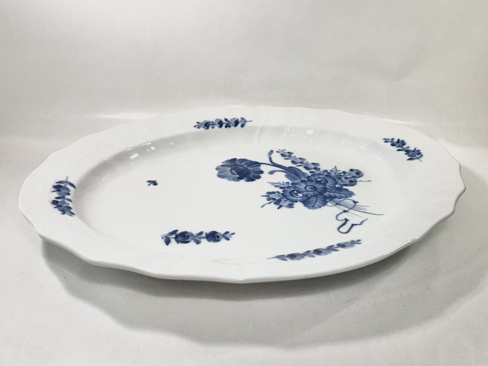 Royal Copenhagen Blue Flower 1556 Curved Serving Plate Platter Dish