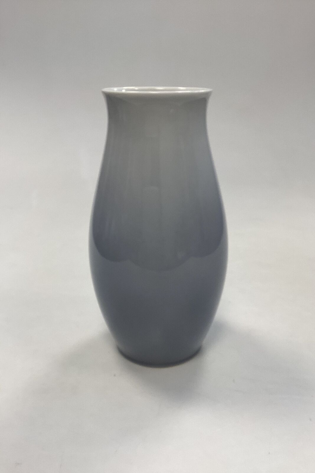 Bing og Grondahl Art Nouveau Vase - Hvide Blomster No 865/249