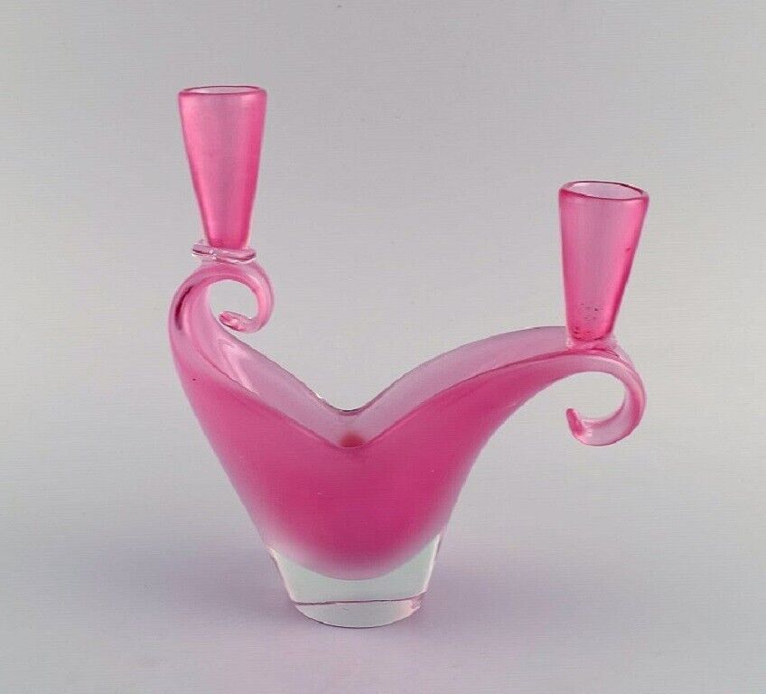 Two-armed Murano candle holder in pink hand-blown art glass Italian design