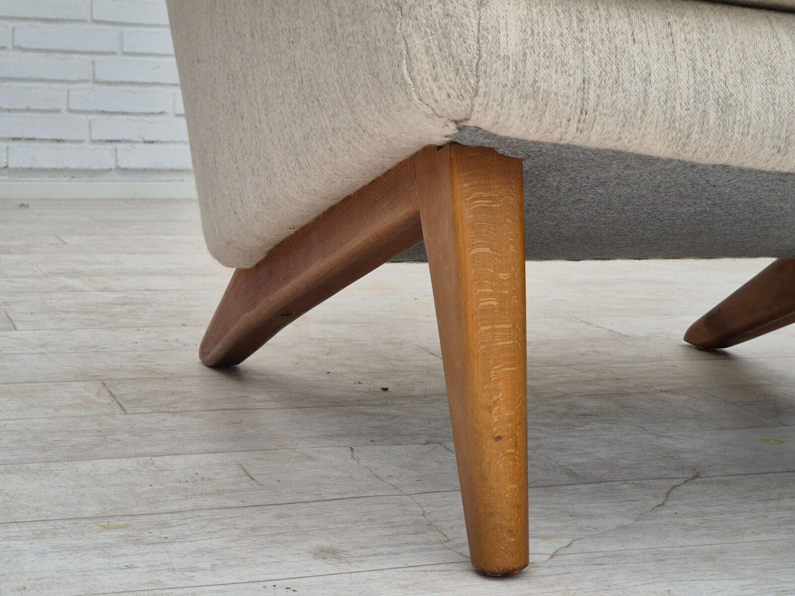 1970s Danish design by Folke Ohlsson chair model 4410 for Fritz Hansen