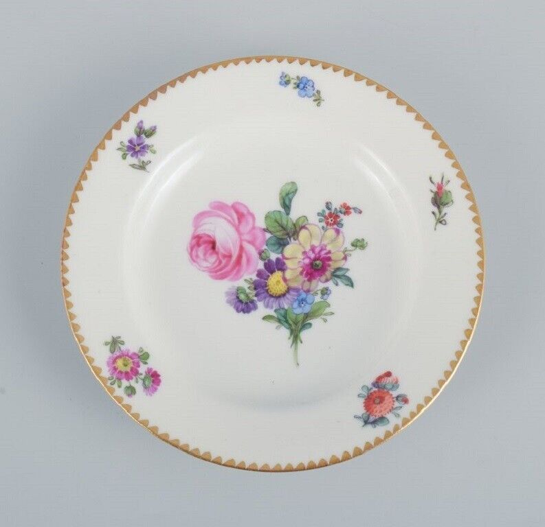 BG Bing  Grondahl Saxon flower 12 cake plates decorated with flowers