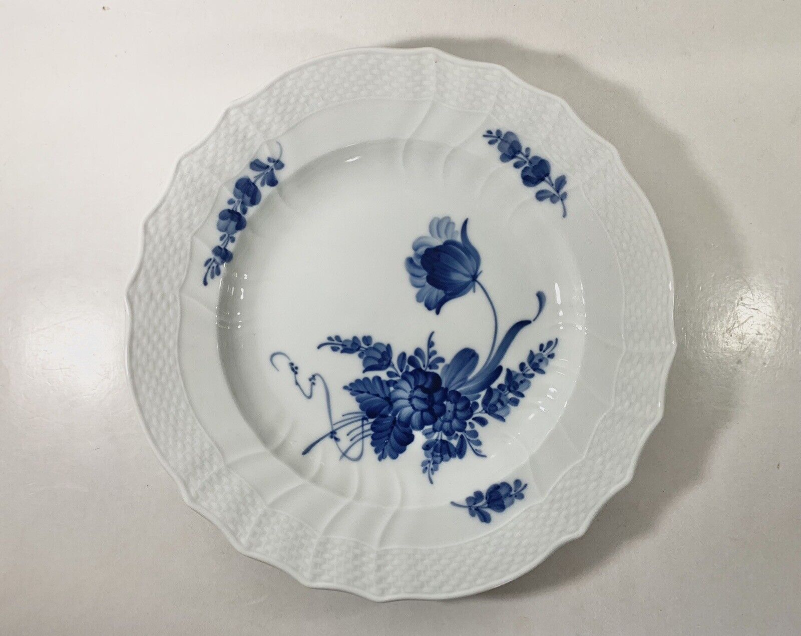 4x Royal Copenhagen Blue Flowers Curved Dinner Plates 1621 Diameter 25 cm