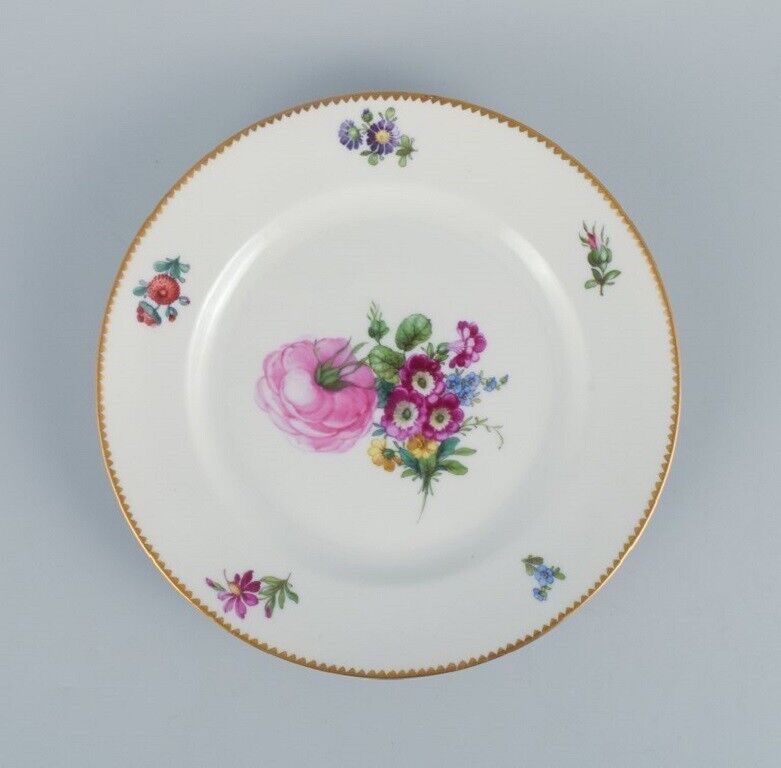 BG Bing  Grondahl Saxon flower Six dinner plates decorated with flowers