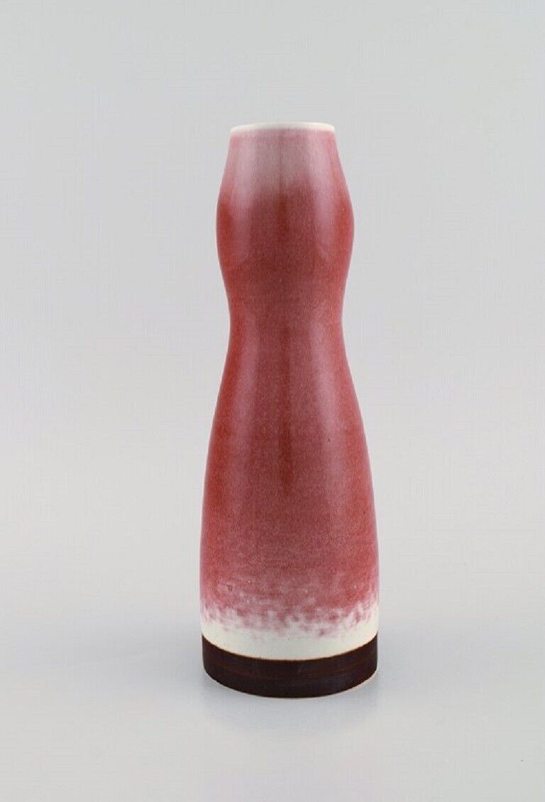 Liisa Hallamaa for Arabia Unique vase in glazed ceramics 1960s