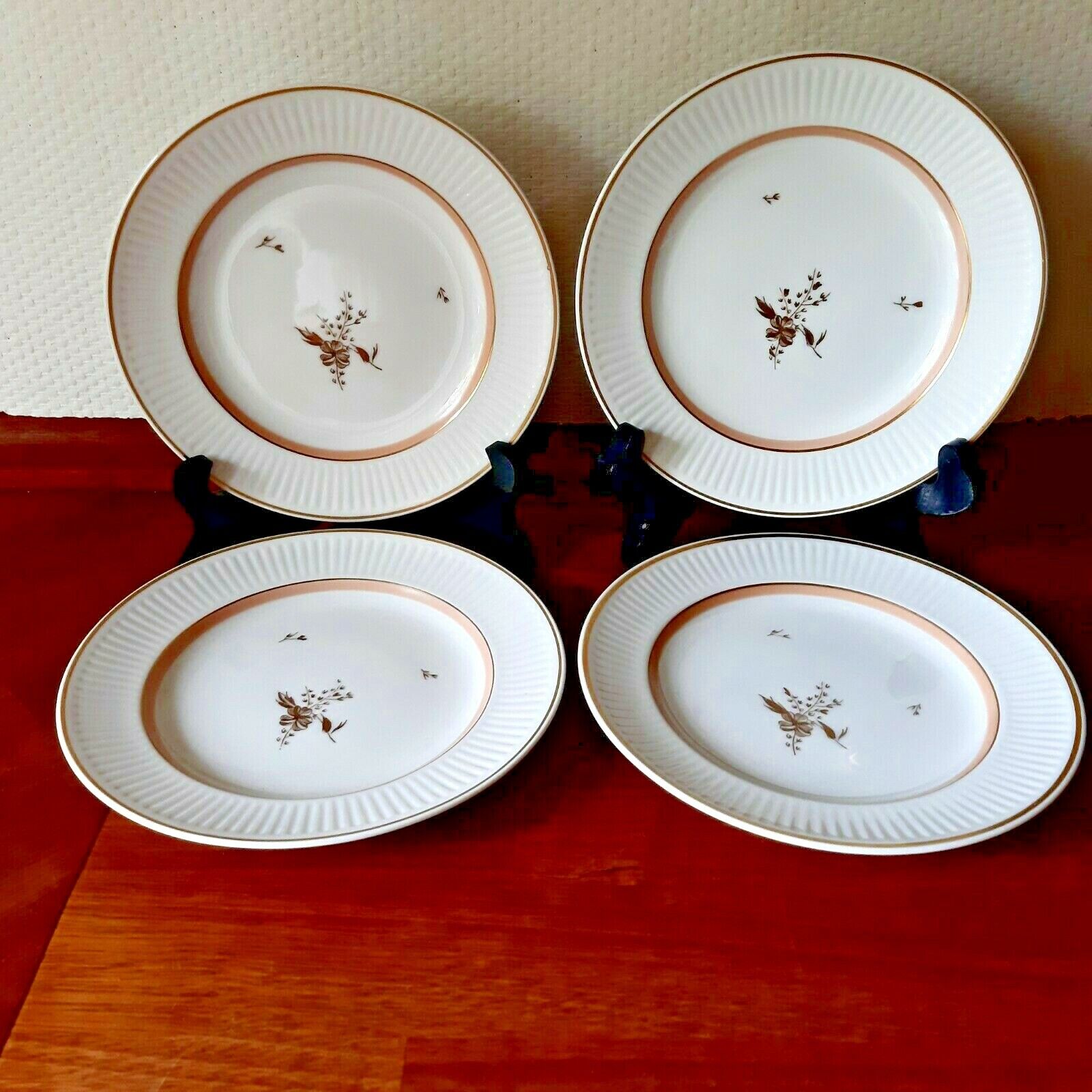 CLARISSA Set of 4 Cake Plates # 1510-14066 Royal Copenhagen 17 cm