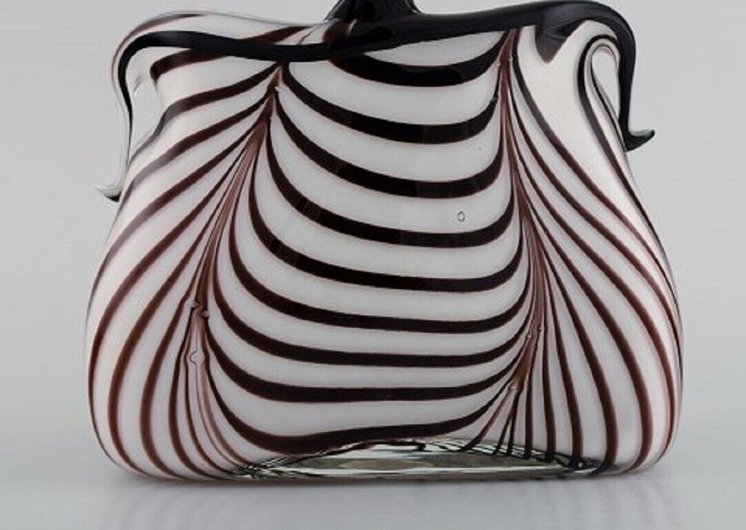 Rare Murano handbag in mouth blown art glass Italian design 1960s