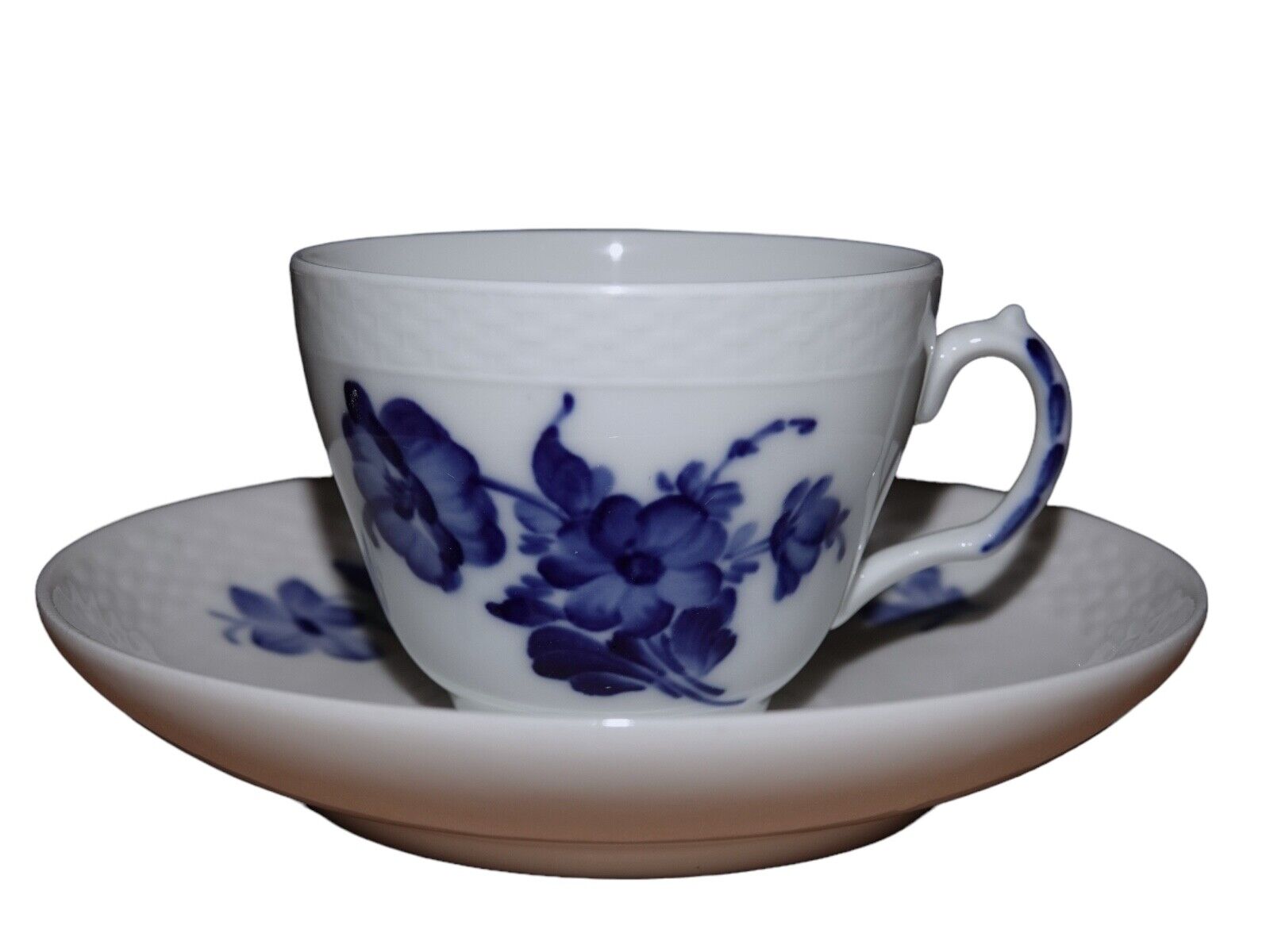 Royal Copenhagen Blue Flower Braided small coffee cup #8040 18 sets in stock