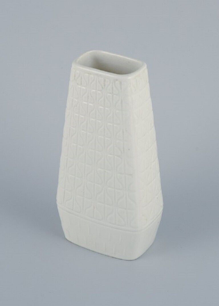 Gunnar Nylund for Rörstrand a pair of "Domino" ceramic vases in white glaze