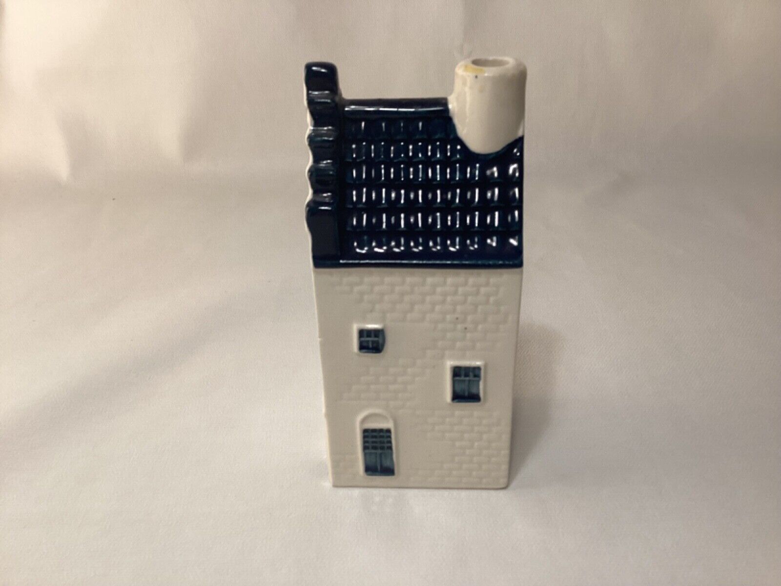 KLM Blue Delft House #32 - Miniature pottery house - Empty Bols