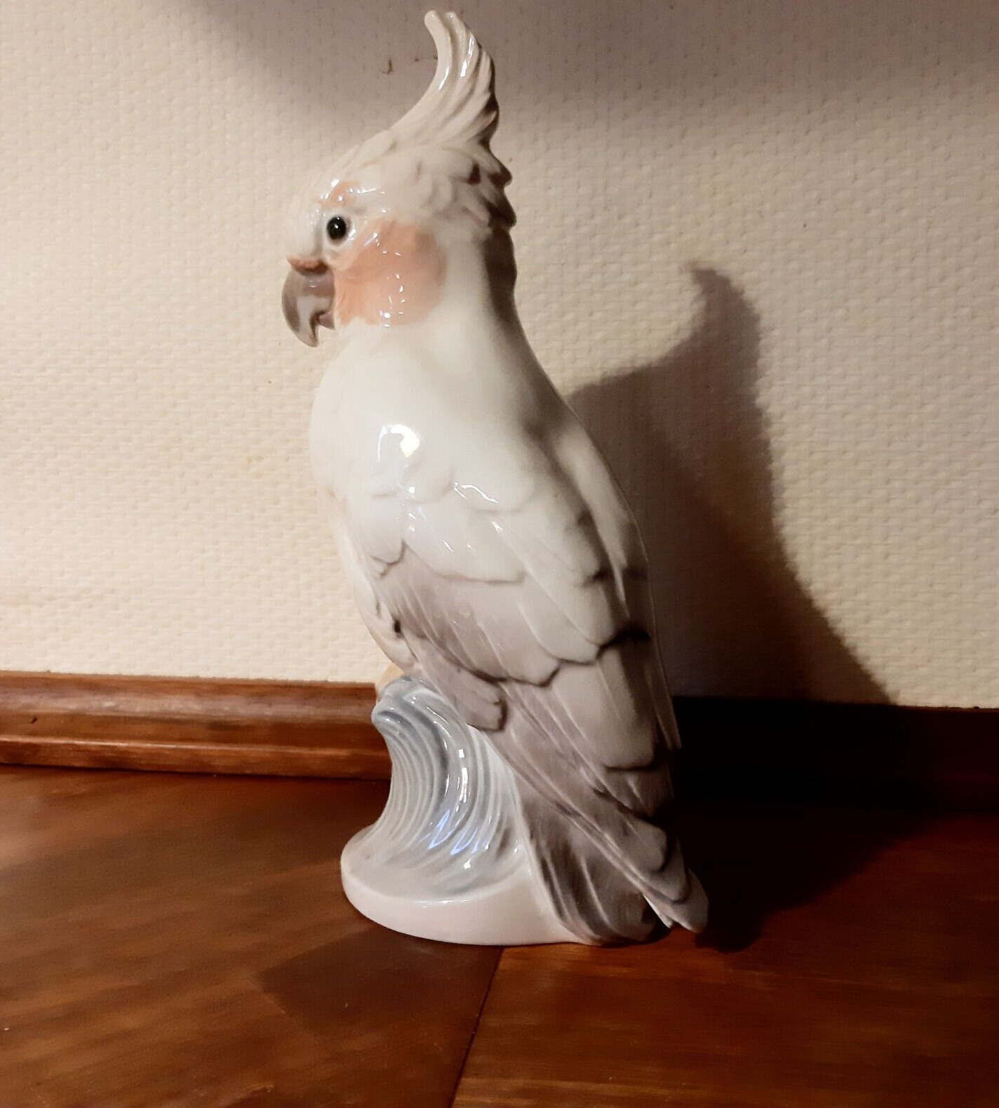 PARROT 235 cm Bird figurine by DAHL JENSEN Denmark # 1051 Fact 2