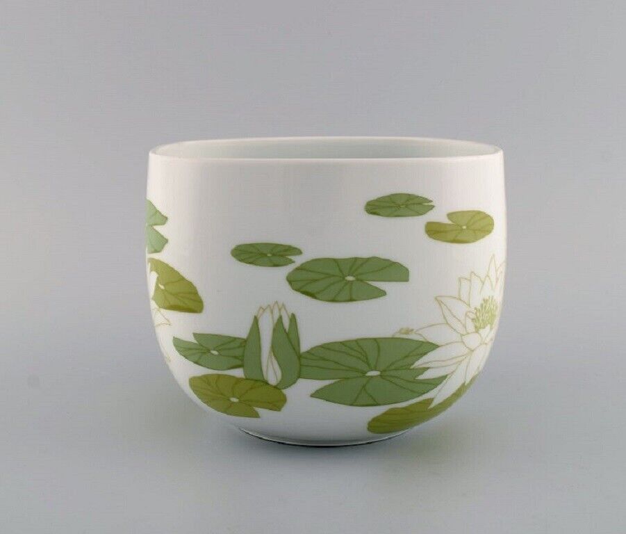 Timo Sarpaneva for Rosenthal Rare Suomi bowl in porcelain 1970s/80s