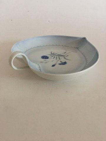 Bing  Grondahl Demeter / Blue Cornflower Cake Bowl with Handle No 357