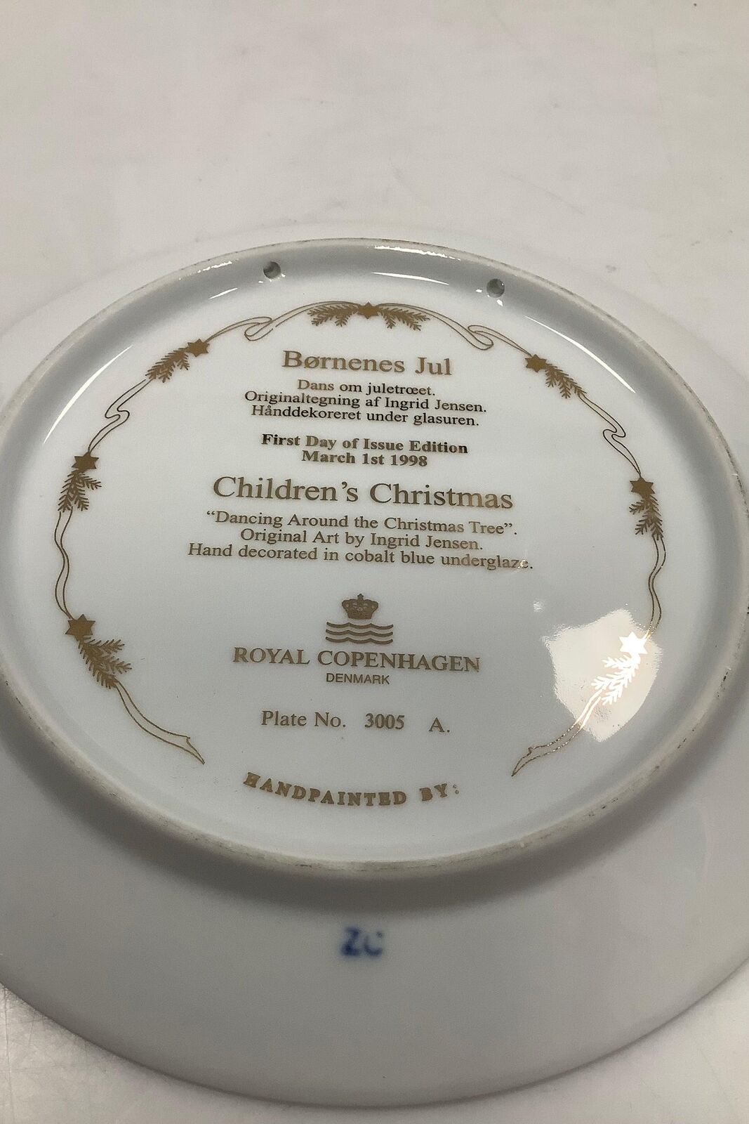 Royal Copenhagen Children's Christmas Plate 1998