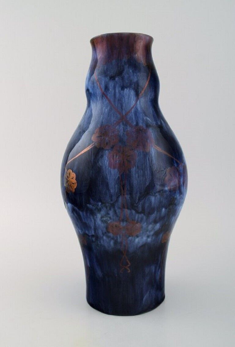 Royal Doulton England Large unique vase in glazed ceramics 1920s