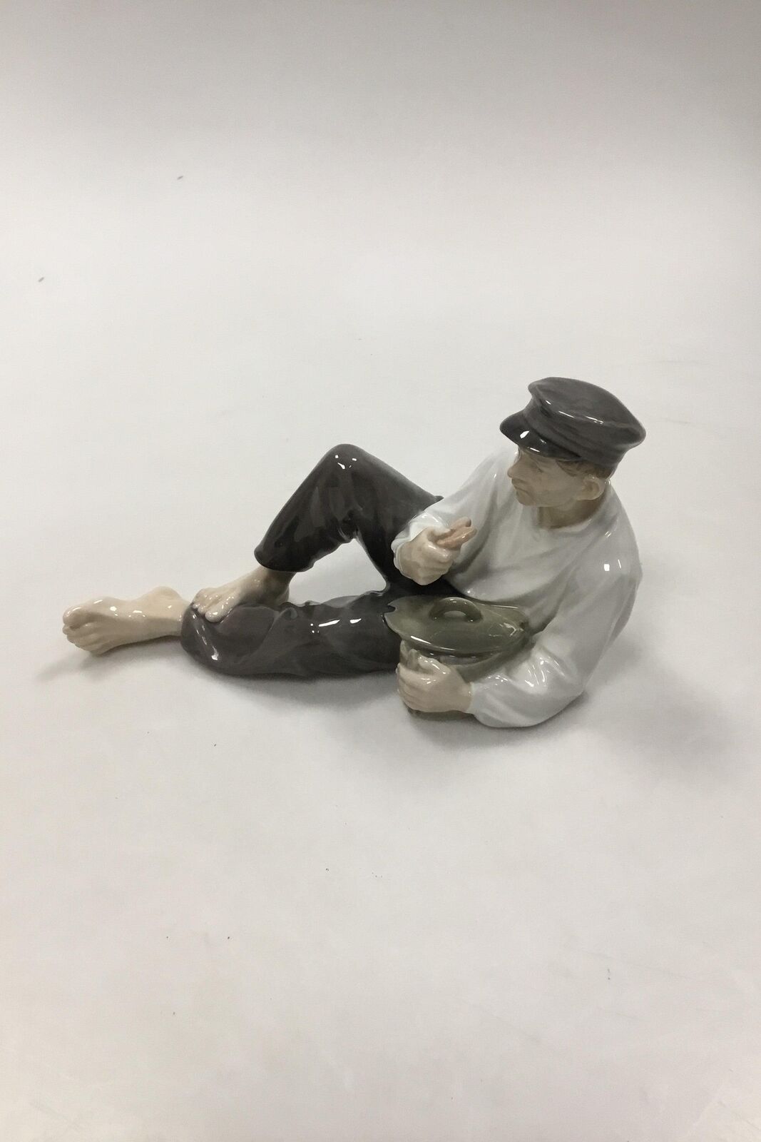 Royal Copenhagen Figurine Boy at Lunch No 865